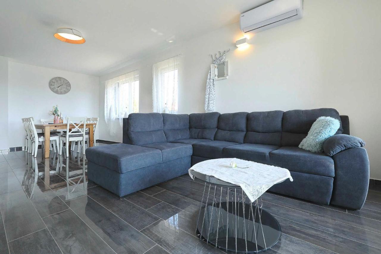 Villa Azuro Sveti Filip i Jakov Εξωτερικό φωτογραφία